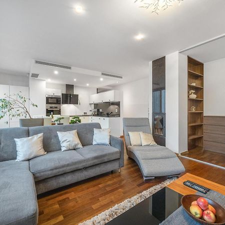 Revon Business Apartment 48 Dunajska 브라티슬라바 외부 사진
